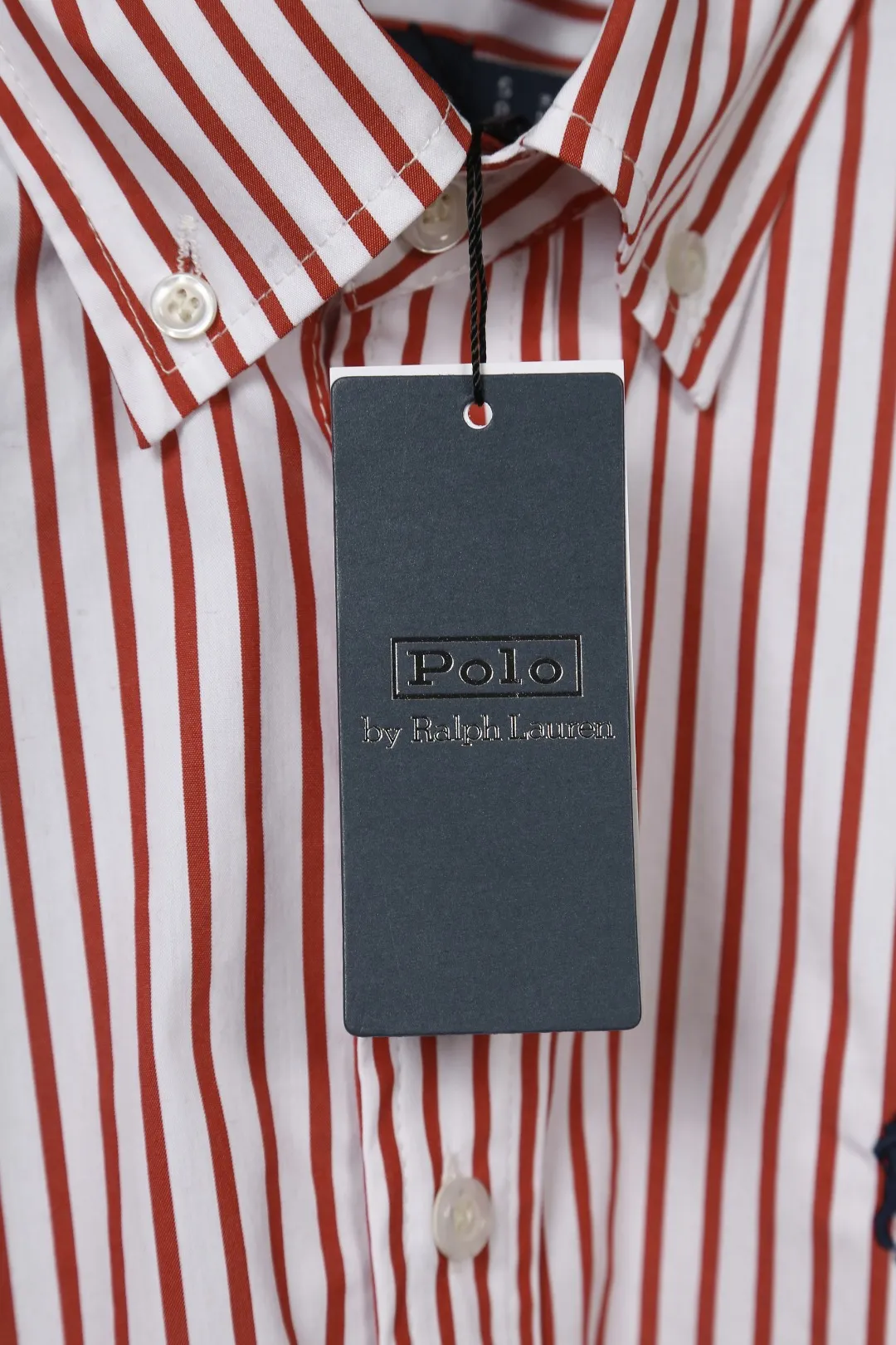 P250 Actual Photos [Popular New Style] Model No.: 25019# Color: Red/Green/Blue Size: S to Custom dyed original pearlescent white buttons, large and small divisions, vertical eyelets ✅ - Special shaped chiffon foil is included in the collar door tube, not easy to deform and pull ✅ - RL three-color large and small vertical striped shirt, extraordinary isometric, cleverly matched stripes, diverse wear to stimulate self-expression, relaxed layering to play with the look of the four seasons